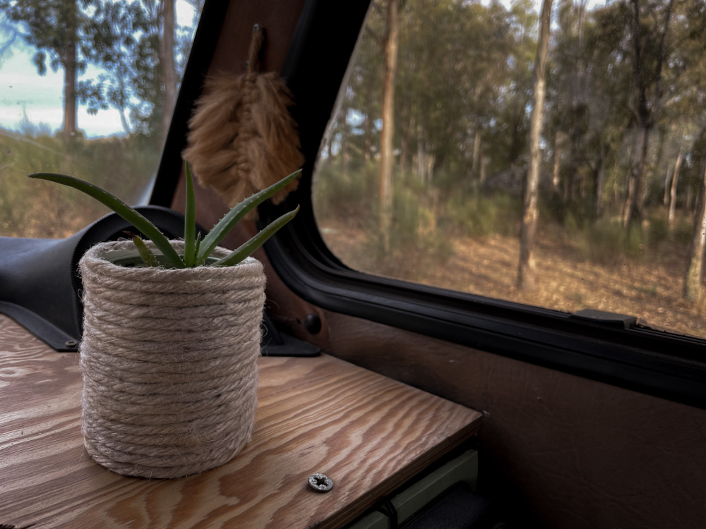 DIY Übertopf für Pflanzen im Wohnmobil